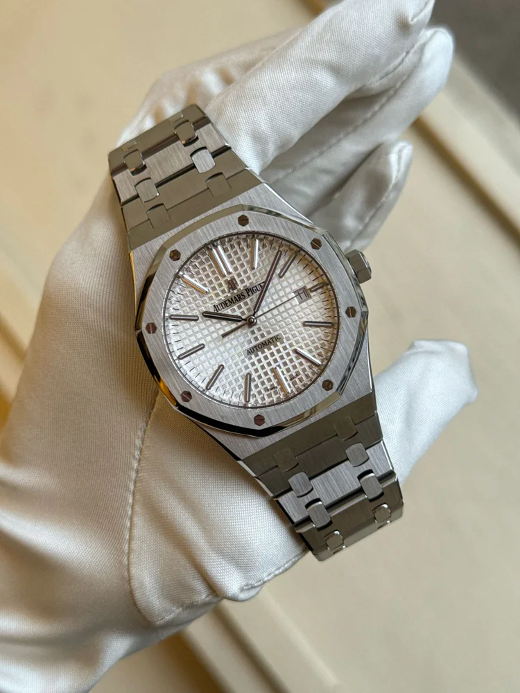Audemars Piguet Royal Oak Selfwinding Box+Papers 2015